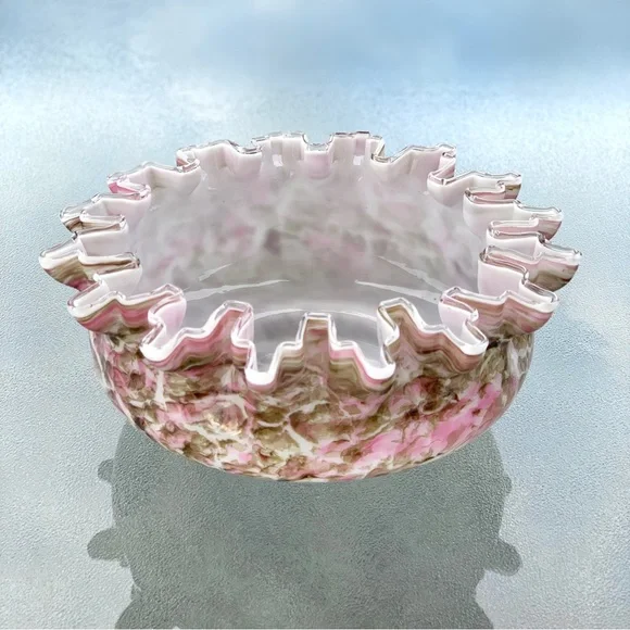 Ruffle Edge Pink and Brown Glass Centerpiece Bowl - Picture 4 of 8